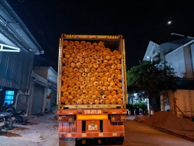 VẬN CHUYỂN THI CÔNG CỎ NHÂN TẠO QUẬN BÌNH TÂN