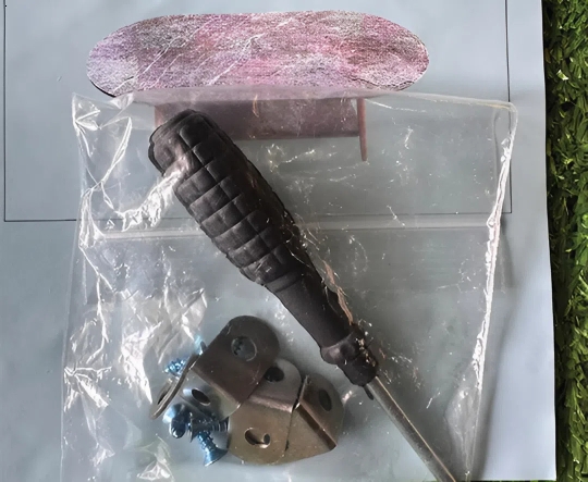 Bàn Trà Chân Gỗ Tự Nhiên